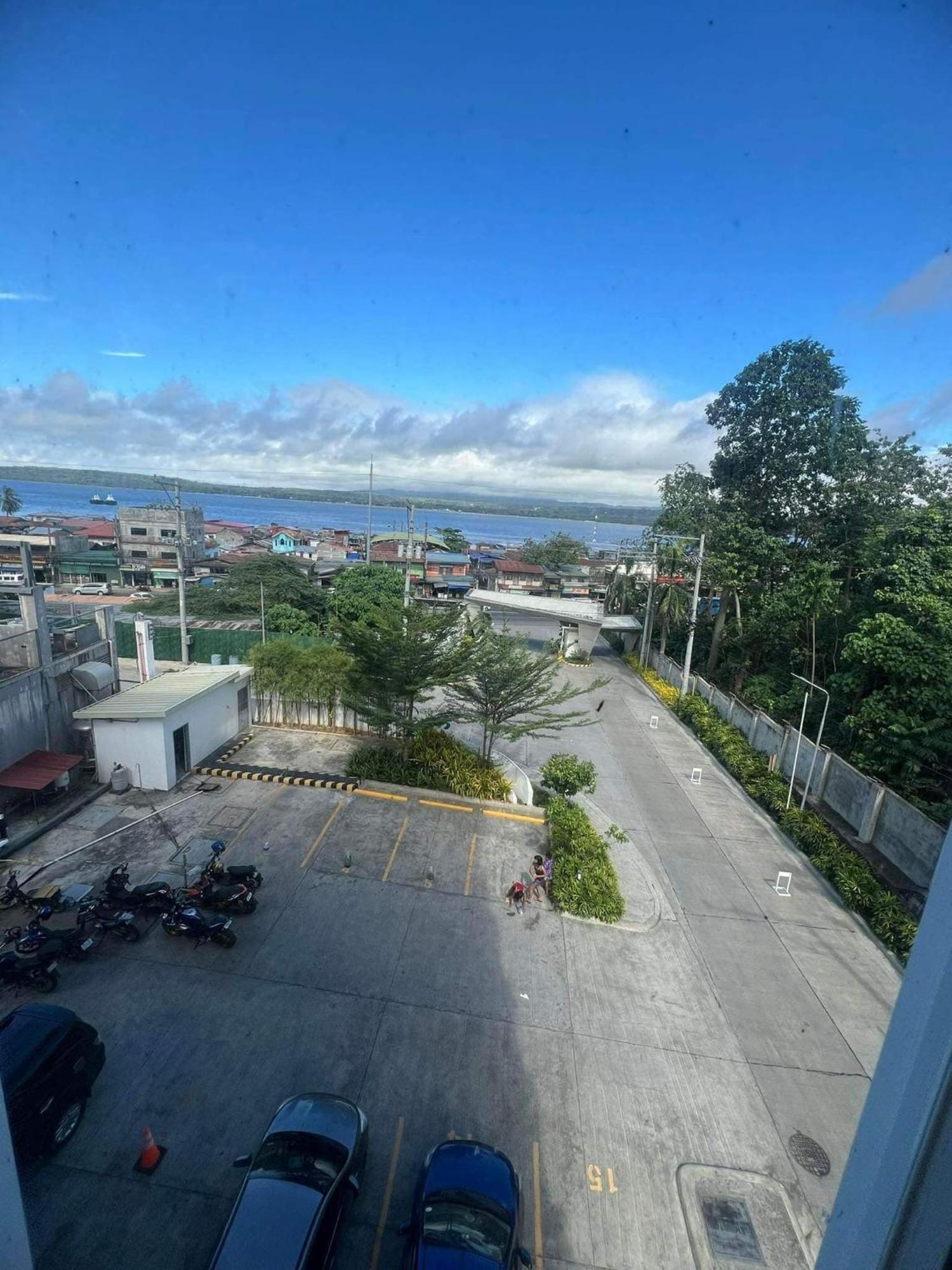 Davao Condo 2Br Pool Wifi Netflix Ngoại thất bức ảnh